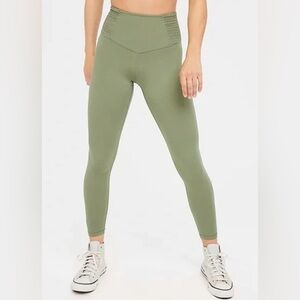 NWT OFFLINE By Aerie Real Me Smocked 7/8 Leggings Size XS